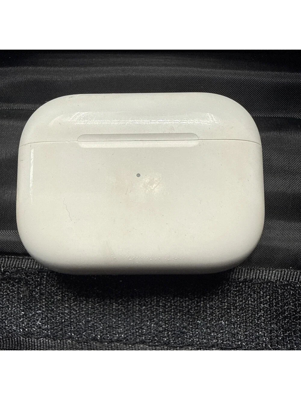 Apple AirPods Pro 2 USB-C A2968 Charging Case + Right AirPod Only